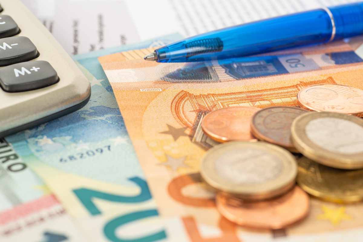 euro penna calcolatrice